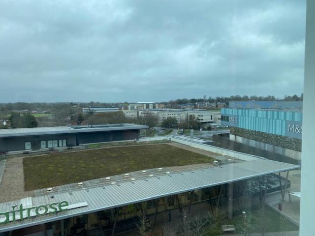 Berks Luxury Serviced Apartments , Free Parking, Free Gym And Free Wifi Bracknell Eksteriør bilde